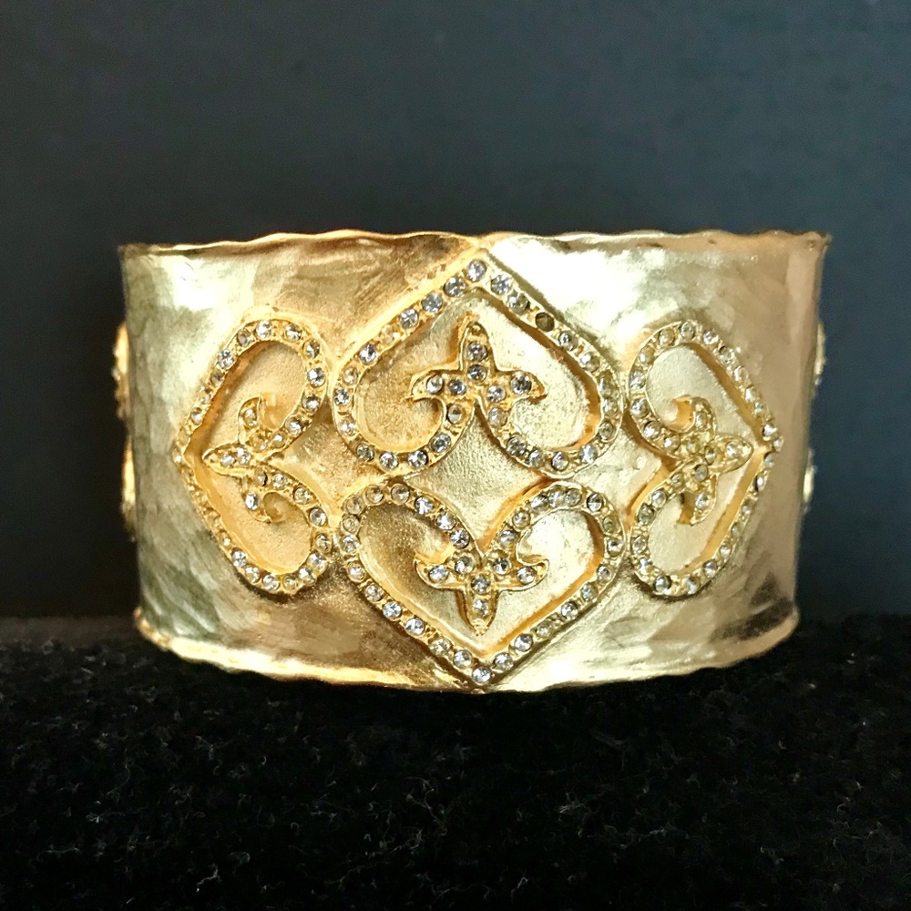 New 14k Gold Plated Hammered CZ Design Cuff